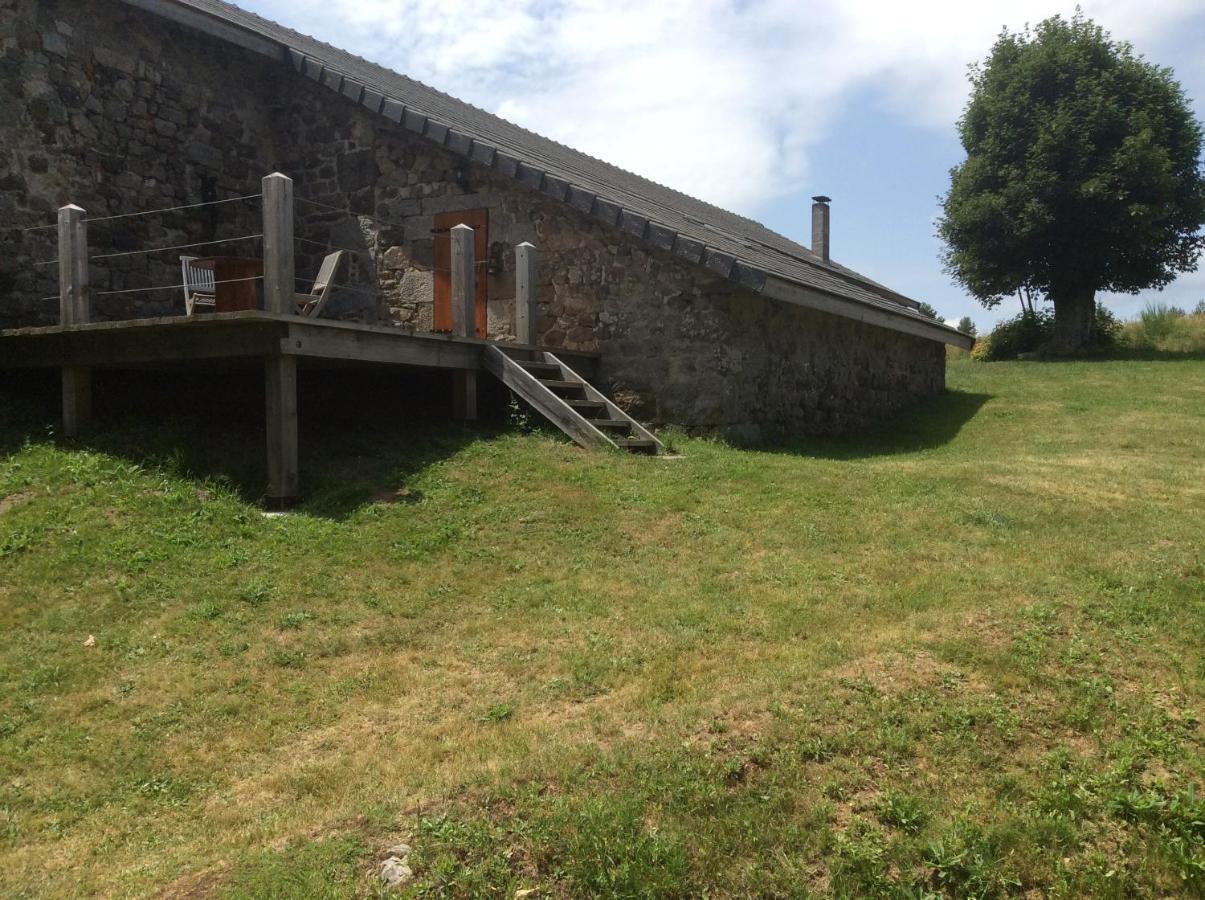 Villa Le Carré gourmand Le Chambon-sur-Lignon Exterior foto